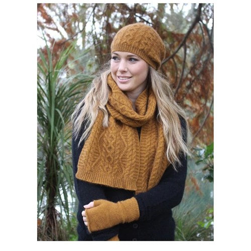 Opito Cable Beanie Gold