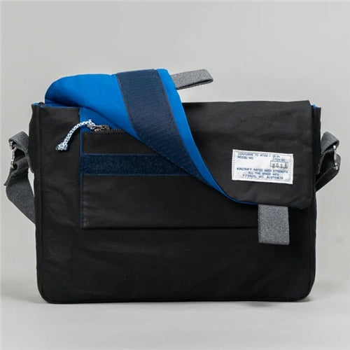 The Standard Midi Black / Royal Blue