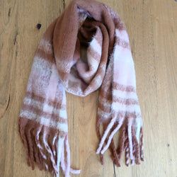 Blanket Scarf Pink