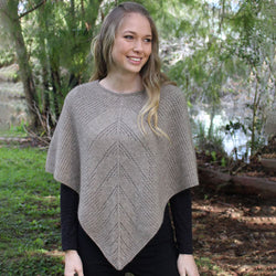 Lace Poncho Natural